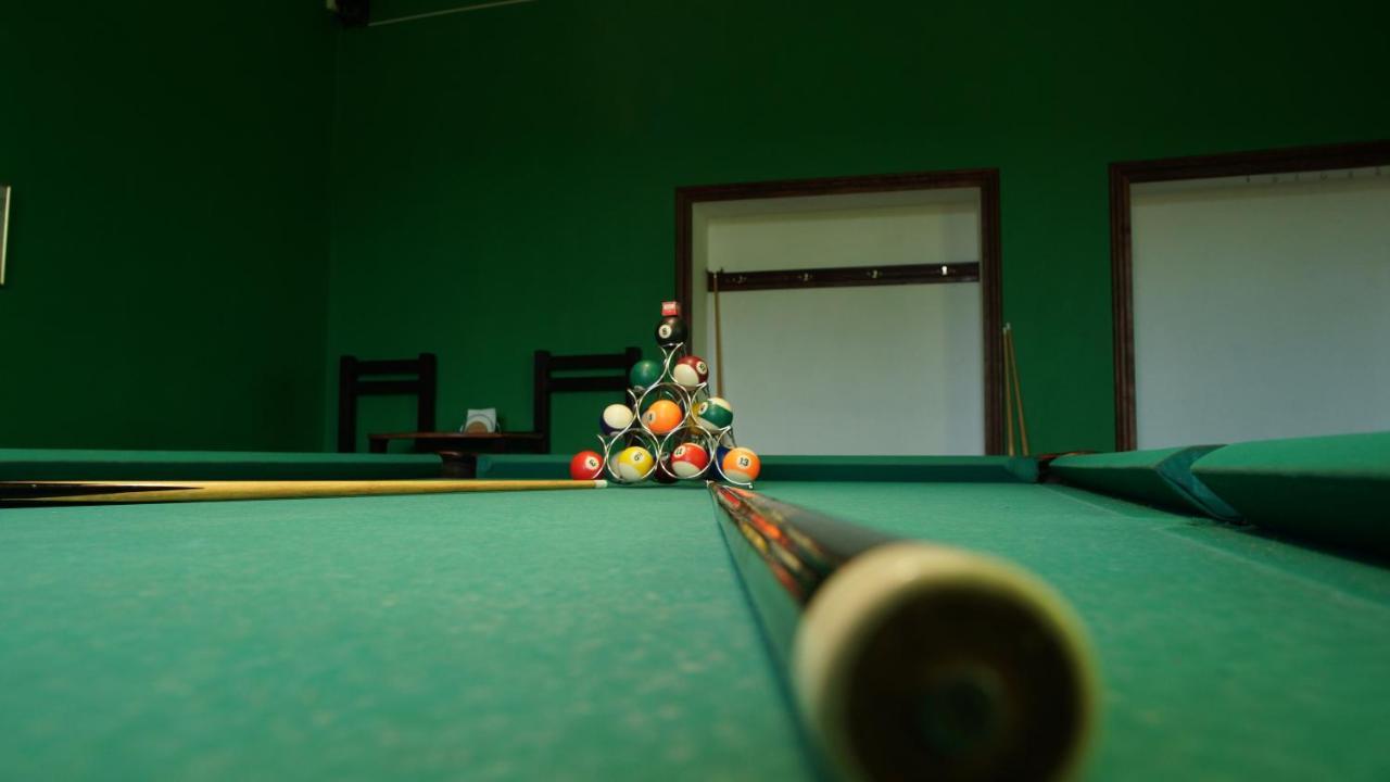 U Dvori Otel Podgorodtsy Dış mekan fotoğraf
