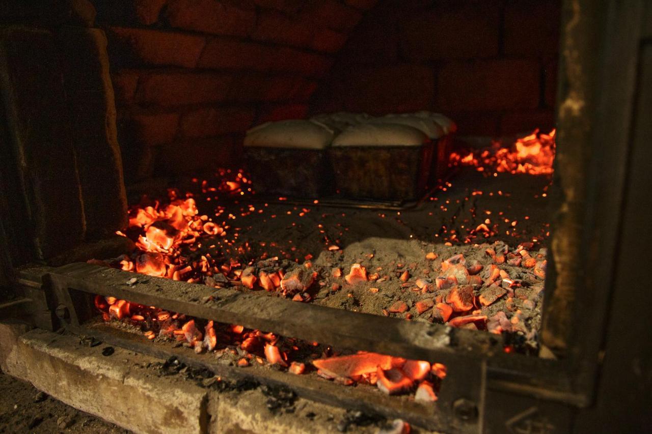 U Dvori Otel Podgorodtsy Dış mekan fotoğraf